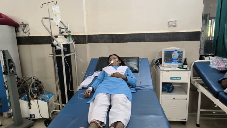 स्कूल में छात्राओं के बेहोश होने से मचा हड़कंप, अस्पताल में भर्ती...