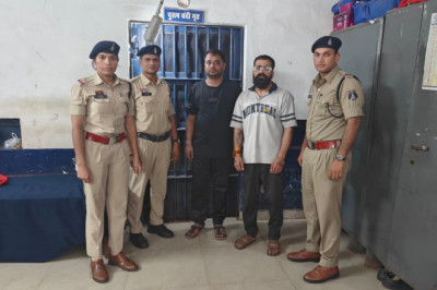 प्रीमियम ब्रांड की नकली सिगरेट बेचते 2 आरोपी गिरफ्तार, दुर्ग के इंदिरा मार्केट से 2.07 लाख का माल जब्त