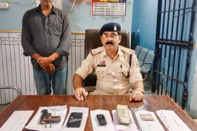 रोहरा में 12 लाख के सोना-चांदी जेवर लूटकांड का फरार आरोपी गिरफ्तार, पिस्टल-कारतूस और ₹61,950 नगद बरामद