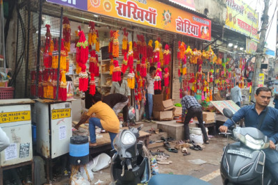 रायपुर में टीम प्रहरी की कार्रवाई: गोलबाजार से कालीबाड़ी चौक तक अतिक्रमण पर 50,500 रुपये का ई-चालान