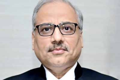 "माननीय मुख्य न्यायाधिपति श्री रमेश सिन्हा करेंगे दुर्ग के नवीन प्रधान जिला एवं सत्र न्यायालय भवन का भूमिपूजन"