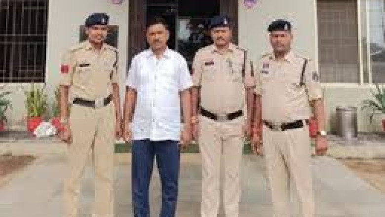 नौकरी का सपना दिखाकर 6.30 लाख ऐंठे: नगर सेना में भर्ती कराने का झांसा, रकम वापस मांगने पर किया इनकार