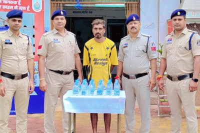 खुर्सीपार पुलिस की अवैध शराब पर कार्रवाई, 30 पौवा के साथ 1 आरोपी गिरफ्तार...