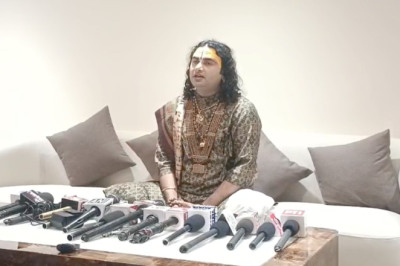 जांजगीर में अनिरुद्धाचार्य महाराज के बड़े बयान: आरक्षण से लेकर धर्म परिवर्तन और फिल्मों में साधु-संतों के चित्रण पर कही ये बात...