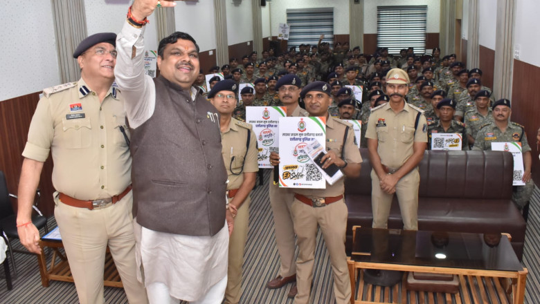 दुर्ग में STF जवानों को साइबर सुरक्षा की ट्रेनिंग: मंत्री गजेन्द्र यादव ने दिलाई शपथ, 1930 पर शिकायत की दी जानकारी