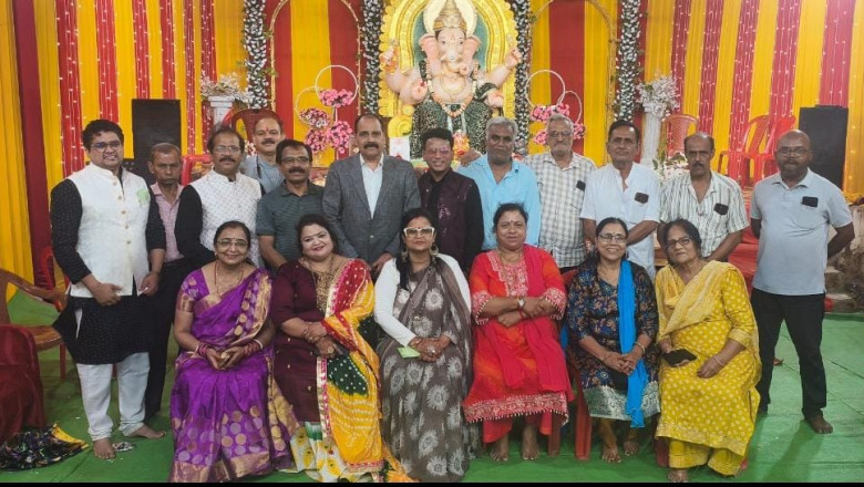 गणेश पंडाल इस्पात नगर में हुआ भव्य हास्य कवि सम्मेलन...