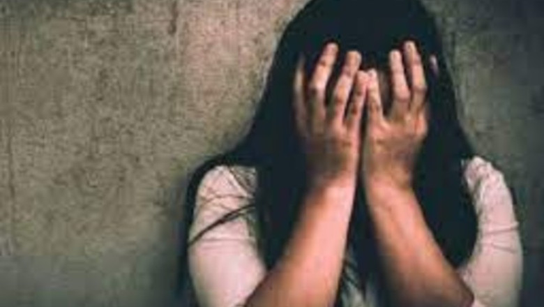 नाबालिग छात्रा से दुष्कर्म के आरोपी सहायक शिक्षक पर कार्रवाई, गिरफ्तारी के बाद शिक्षा विभाग ने किया सस्पेंड