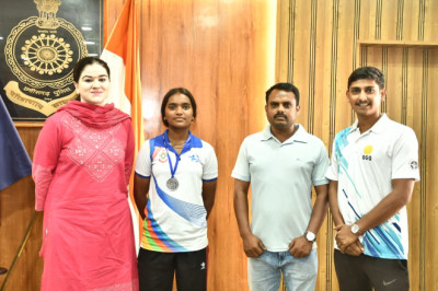 राजनांदगांव की युवा तीरंदाज सृष्टि ने जीता सिल्वर, पुलिस अकादमी में लेती हैं प्रशिक्षण