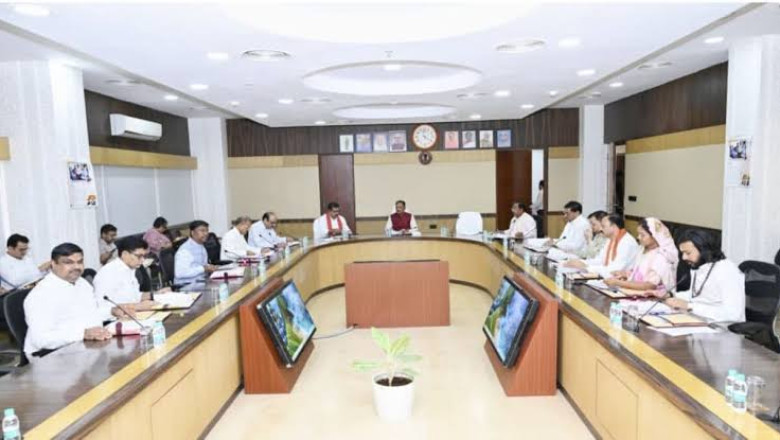 साय कैबिनेट के अहम फैसले: अतिथि व्याख्याताओं की नीति बदली, पूर्व अग्निवीरों के लिए 10% आरक्षण के नियम मंजूर
