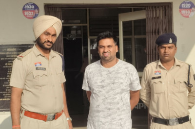 दुर्ग : कमीशन पर माल बेचकर 3.70 लाख हड़पने वाला आरोपी गिरफ्तार, फर्म के वॉशिंग पाउडर-साबुन की राशि किया था गबन...