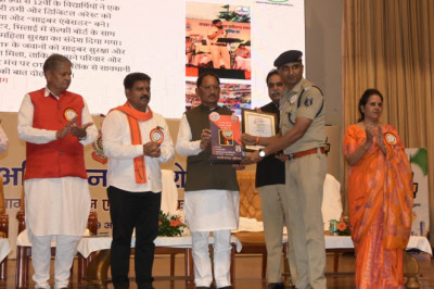 दुर्ग पुलिस को राज्य में दूसरा स्थान, ‘साइबर जागृति’ अभियान से 32 लाख से अधिक लोग हुए लाभान्वित...