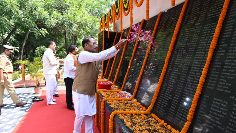 रायपुर: पुलिस स्मृति दिवस पर शहीद जवानों को श्रद्धांजलि, CM साय ने परिजनों को किया सम्मानित...