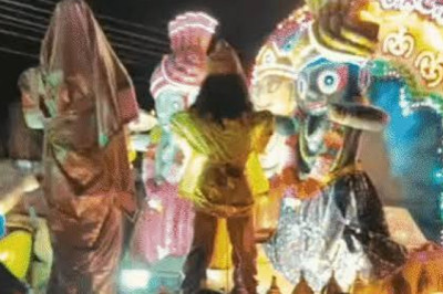 बिलासपुर में रातभर निकलीं दुर्गा विसर्जन झांकियां, 5 KM तक लगा जाम; शिव-सती के 51 स्वरूपों ने मोहा मन