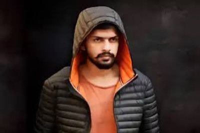 लॉरेंस बिश्नोई साबरमती जेल के हाई-सिक्योरिटी ब्लॉक में शिफ्ट, 200 कैदियों के बीच रखने का दावा