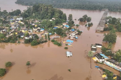 तूफान अर्नब आंध्र प्रदेश से टकराया, स्कूल-कॉलेज-बिजली बंद:विशाखापट्टनम में 200mm बारिश, यह जुलाई की कुल बारिश से डेढ़ गुना; MP-UP में अलर्ट